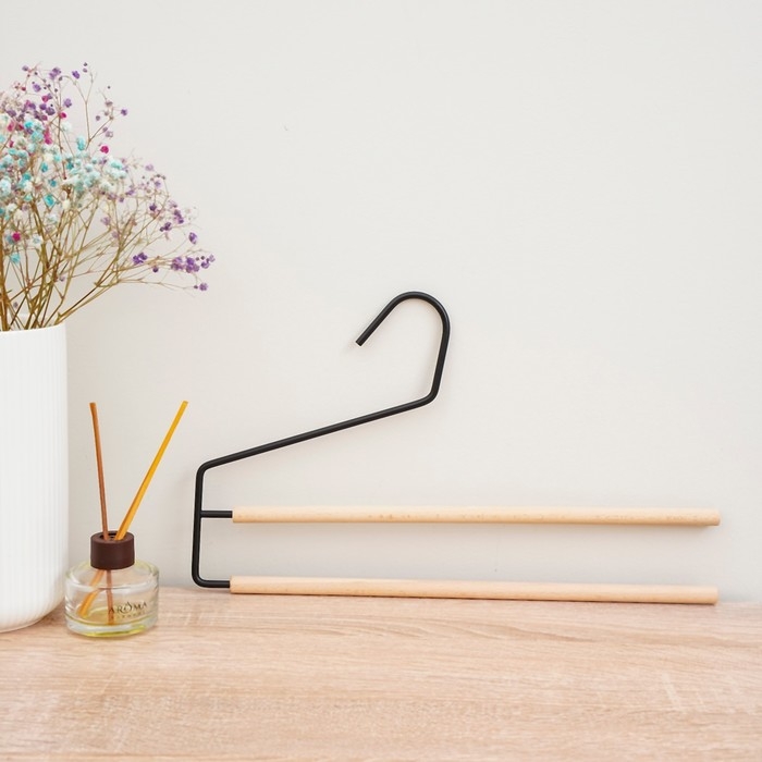 Вешалка для брюк и юбок SAVANNA Wood, 36&times;21,5&times;1,1 см, многоуровневая, цвет чёрный