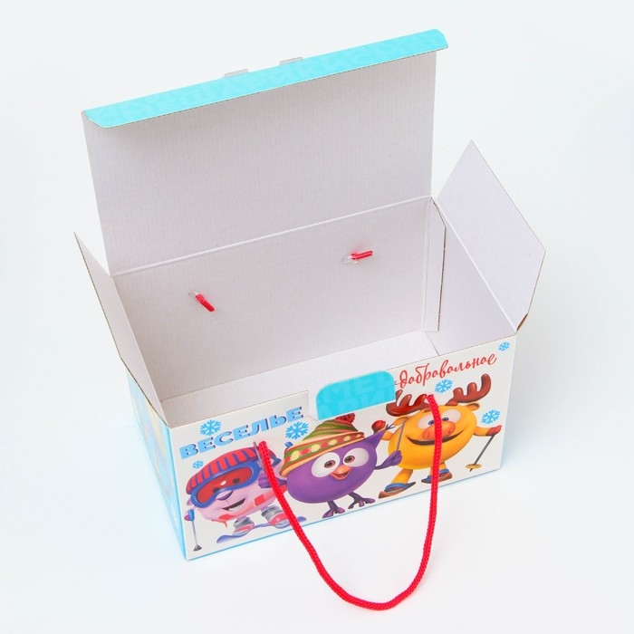 Новый год. Подарочная коробка Новогодняя Посылка Новый год. Подарочная коробка Новогодняя Посылка "Смешарики" с веревочными ручками 20 х 12 х 12 см.