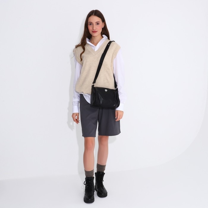 Сумка кросс-боди на молнии, цвет чёрный Сумка кросс-боди на молнии, цвет чёрный