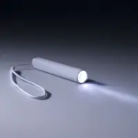 Фонарик аккумуляторный Falkirk, белый Фонарик аккумуляторный Falkirk, белый