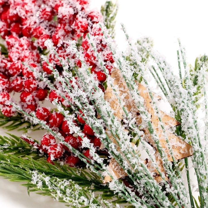 Новогодний декор «Зимнее настроение», веточка, 30 × 12 × 5 см Новогодний декор «Зимнее настроение», веточка, 30 × 12 × 5 см