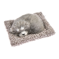 Игрушка на панель авто, собака на подушке, серый окрас Игрушка на панель авто, собака на подушке, серый окрас