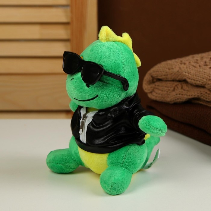 Мягкая игрушка &laquo;Дракон&raquo;, в чёрной куртке и очках, 15 см, цвет зелёный