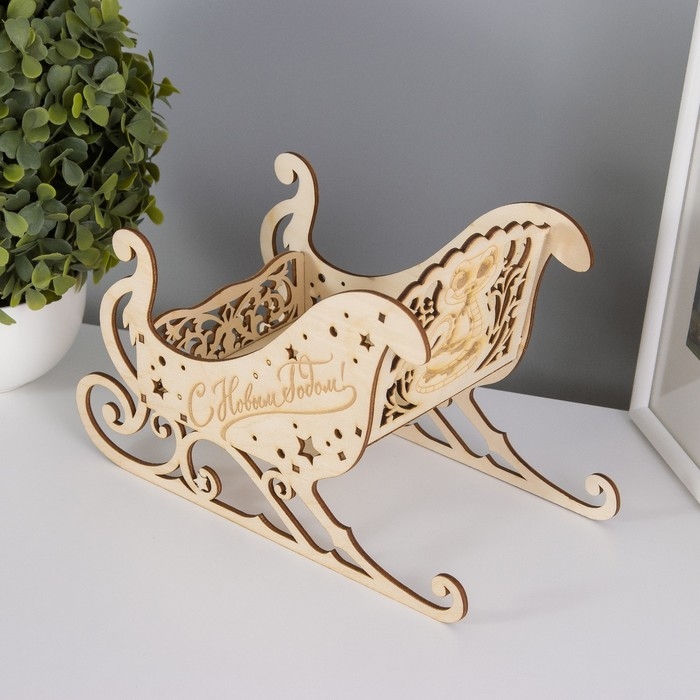 Шкатулка-сани Шкатулка-сани "Змея. Новый год" 21х14х10 см