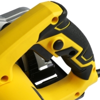 Пила циркулярная Kolner KCS 165/1400, 1400 Вт, 5000 об/мин, 165х16 мм, пропил 55 мм, 0-45° Пила циркулярная Kolner KCS 165/1400, 1400 Вт, 5000 об/мин, 165х16 мм, пропил 55 мм, 0-45°