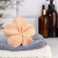 Бомбочка для ванны "Лилия" с ароматом клубники, 60 г, оранжевая Бомбочка для ванны "Лилия" с ароматом клубники, 60 г, оранжевая