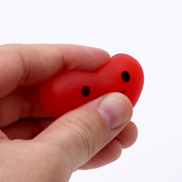 Антистресс сквиш мялка с сюрпризом «Сердце» в яйце, в шоубоксе Антистресс сквиш мялка с сюрпризом «Сердце» в яйце, в шоубоксе