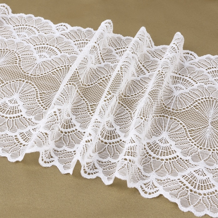 Кружевная эластичная ткань, 180 мм &times; 2,7 &plusmn; 0,5 м, цвет белый