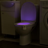 Светильник для туалета с датчиком движ., RGB, 3 Вт, IP68, от бат. 3*AAA, белый Светильник для туалета с датчиком движ., RGB, 3 Вт, IP68, от бат. 3*AAA, белый