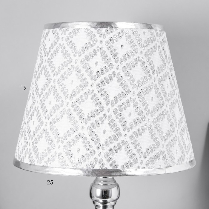 Настольная лампа Василиса E27 40Вт хром 25х25х47 см RISALUX