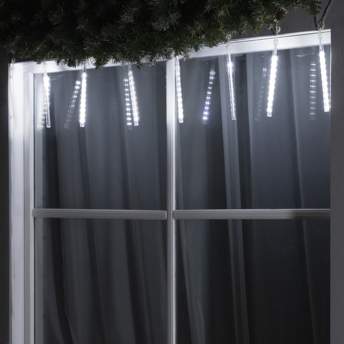 Гирлянда &laquo;Сосульки&raquo; 2.4 &times; 0.2 м, IP44, прозрачная нить, 96 LED, свечение белое с эффектом стекания, 12 В