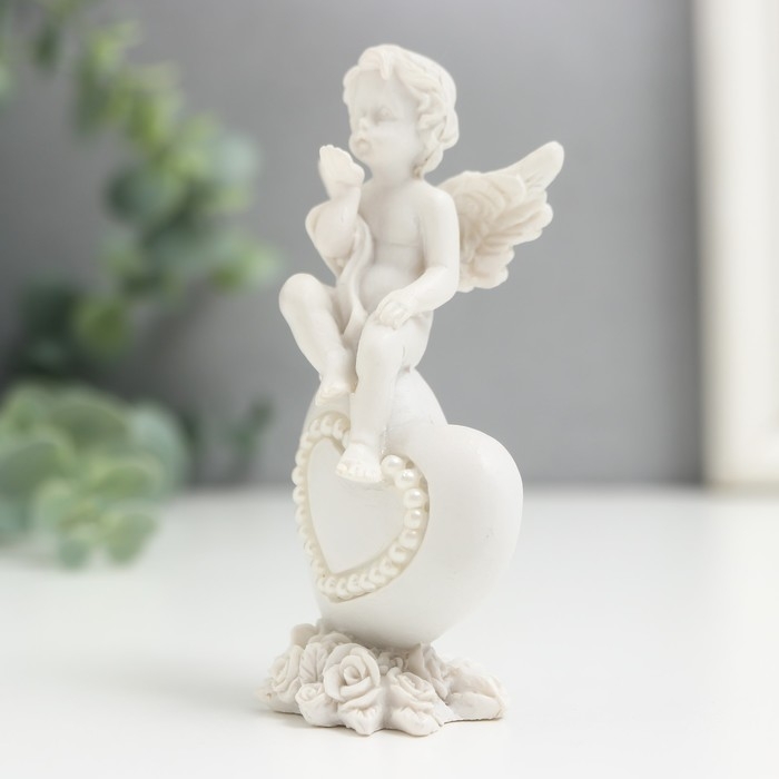 Сувенир полистоун Сувенир полистоун "Ангелок на сердечке из страз" МИКС 9х4,3х3 см