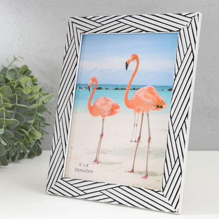 Фоторамка пластик 15х20 см "Чёрные линии на белом" 23,5х18,5 см