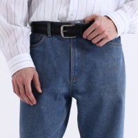 Ремень мужской «Великан», ширина 4 см, винт, пряжка металл, цвет чёрный Ремень мужской «Великан», ширина 4 см, винт, пряжка металл, цвет чёрный