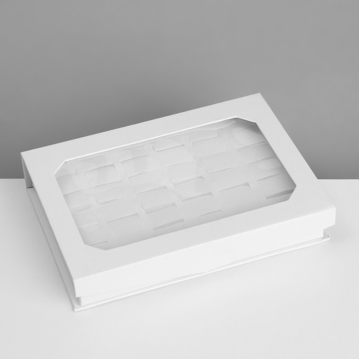 Подставка для украшений &laquo;Шкатулка&raquo; 36 мест, 16&times;11,5&times;3 см, цвет белый