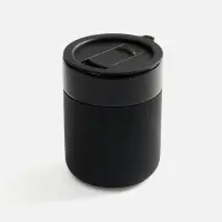 Кружка Nabo с силиконовым держателем, черная Кружка Nabo с силиконовым держателем, черная