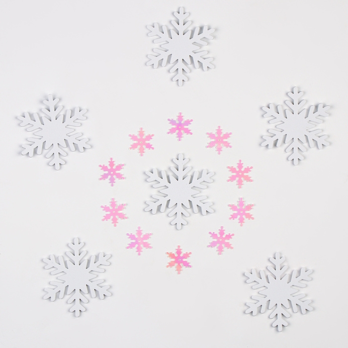 Декор «Снежинки», белые Декор «Снежинки», белые