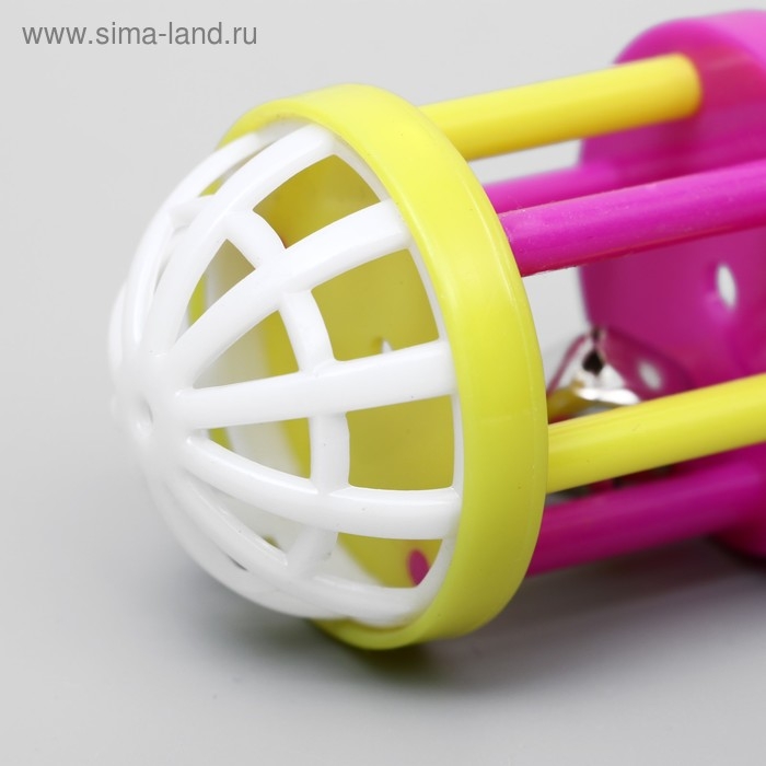 Игрушка для кошек с бубенчиком Игрушка для кошек с бубенчиком "Амфитеатр", 6,8 х 4 см, микс цветов