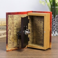 Сейф-книга дерево "Натюрморт с подсолнухами" шёлк 17х11х5 см Сейф-книга дерево "Натюрморт с подсолнухами" шёлк 17х11х5 см