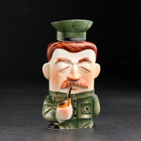 Штоф фарфоровый &laquo;Сталин&raquo;, в упаковке книге