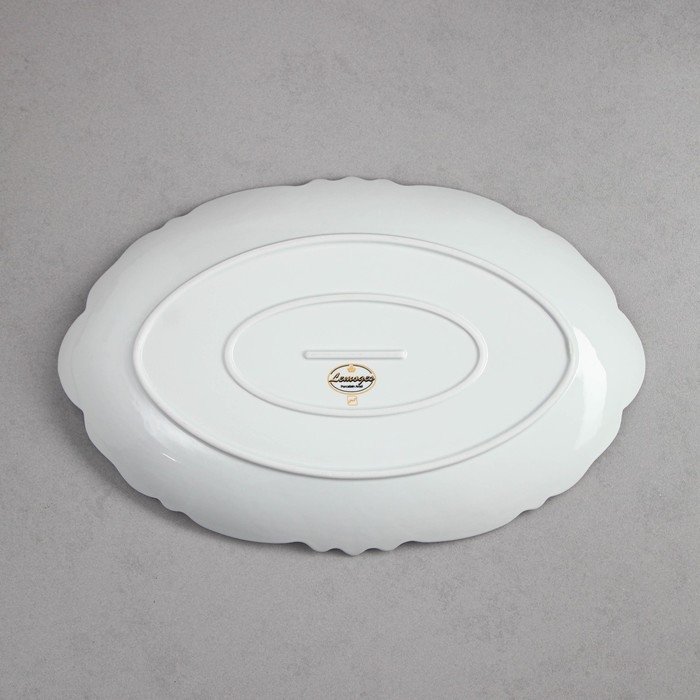 Блюдо Veronica, овальное, белое, фарфор, Иран Блюдо Veronica, овальное, белое, фарфор, Иран