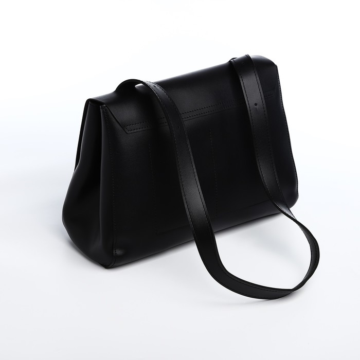 Сумка-мессенджер на магните, цвет чёрный