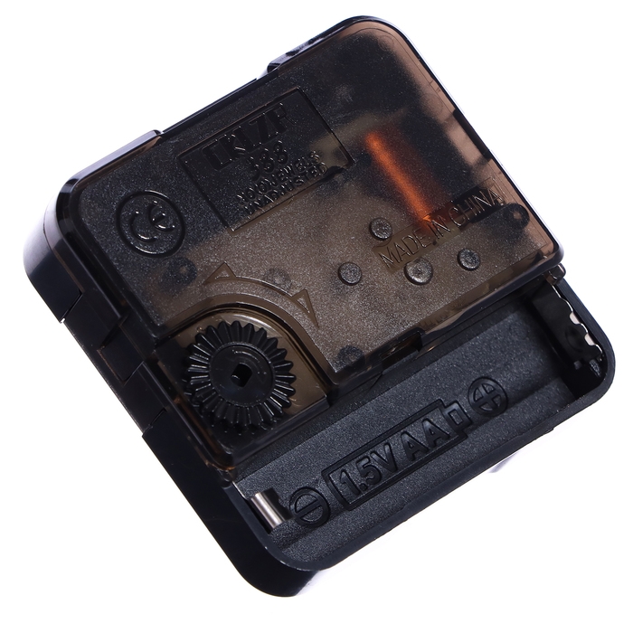 Набор для опытов «Эпоксидная смола: Часы» Набор для опытов «Эпоксидная смола: Часы»