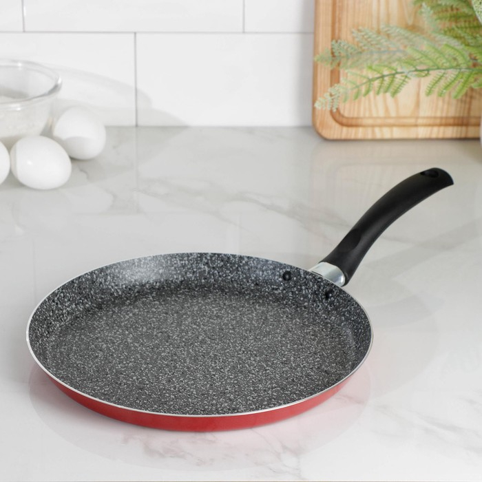 Сковорода блинная Blaze, d=25 см, пластиковая ручка, антипригарное покрытие, цвет красный Сковорода блинная Blaze, d=25 см, пластиковая ручка, антипригарное покрытие, цвет красный