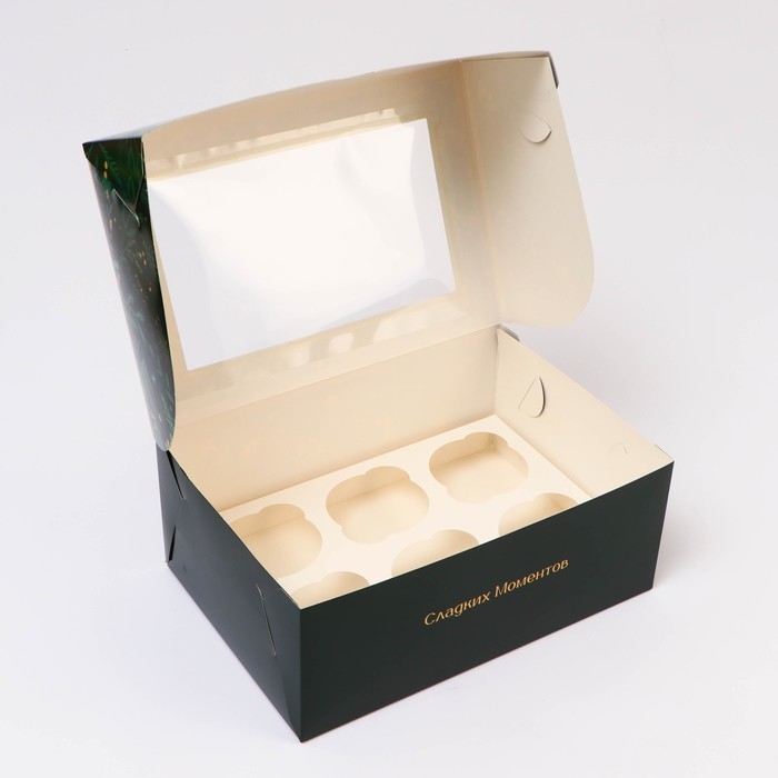 Новый год. Коробка для 6 капкейков с окном Новый год. Коробка для 6 капкейков с окном "Сладких моментов", 25 х 17 х 10 см, упаковка