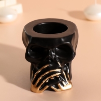 Подсвечник "Череп Безмолвие" 7*10см черный с золотыми пальцами