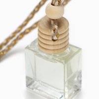 Подарочный набор: Ароматизатор для машины 10 мл. и для дома 30 мл. «Аромадиффузор: Климат», аромат сандал. Подарочный набор: Ароматизатор для машины 10 мл. и для дома 30 мл. «Аромадиффузор: Климат», аромат сандал.