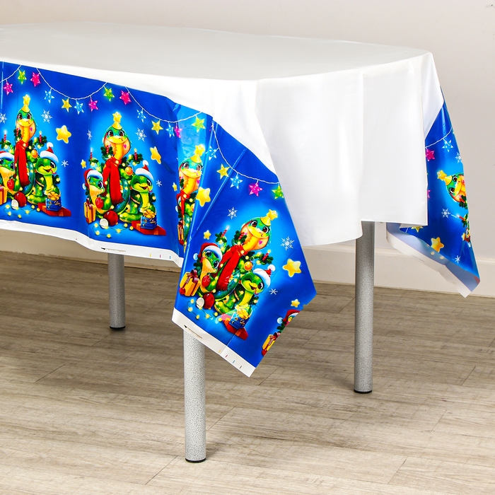 Скатерть новогодняя одноразовая &laquo;Змея&raquo; 180х137 см