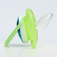 Соска - пустышка силиконовая ортодонтическая «Собачка», от 6 мес., цвет зеленый Соска - пустышка силиконовая ортодонтическая «Собачка», от 6 мес., цвет зеленый