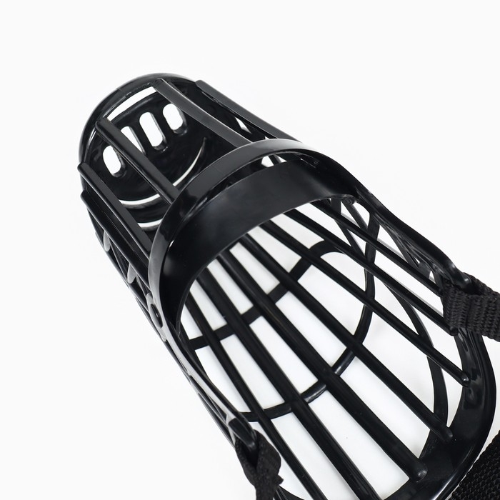 Намордник пластиковый № 6, ОМ 38 см, ДН 13 см, ОШ 49-67 см, вес питомца 25 кг Намордник пластиковый № 6, ОМ 38 см, ДН 13 см, ОШ 49-67 см, вес питомца 25 кг