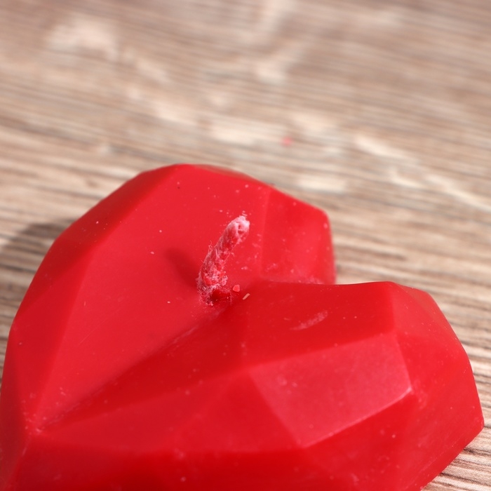 Свеча Свеча "Сердце гранёное" 4х6х2 см, соевый воск