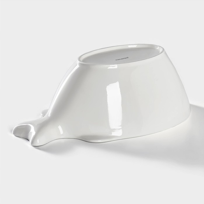 Салатник фарфоровый Magistro &laquo;Рыбка&raquo;, 2 л, 31&times;17&times;10,5 см, цвет белый