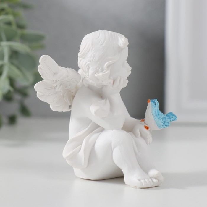 Сувенир полистоун Сувенир полистоун "Белоснежный ангел с цветной птичкой" 7х6х5,5 см
