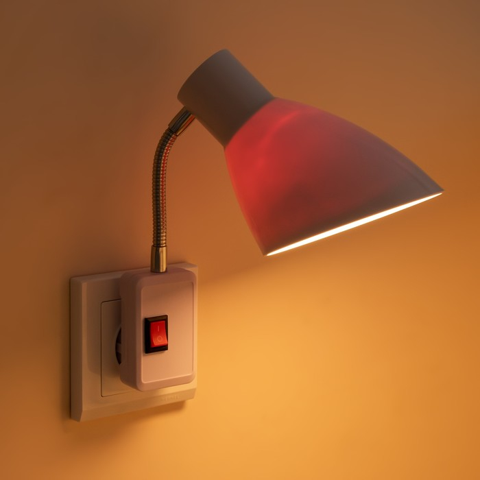 Бра в розетку Бра в розетку "Классика" 1х10Вт Е27 белый 10х14,5х25 см