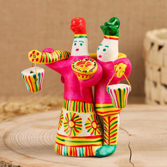 Филимоновская игрушка &laquo;Любота с коромыслом&raquo;