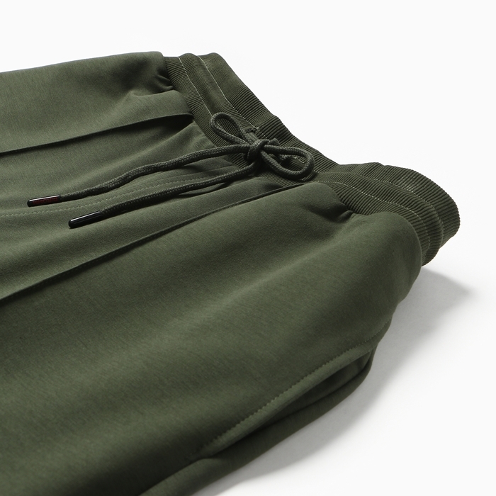 Брюки спортивные мужские DIROMM размер 46, цвет зеленый Брюки спортивные мужские DIROMM размер 46, цвет зеленый