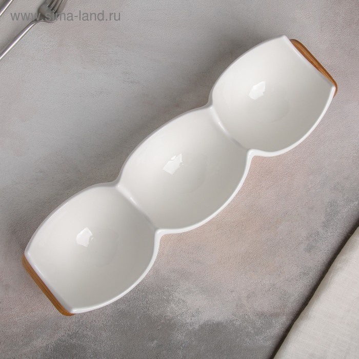 Менажница керамическая 3 ячейки на деревянной подставке &laquo;Эстет&raquo;, 39,8&times;11,4 см, цвет белый