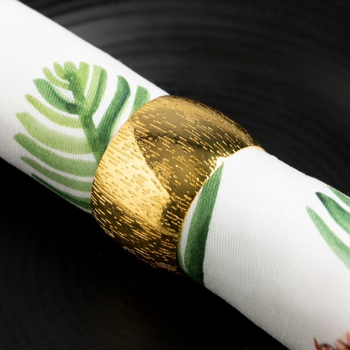 Набор новогодних салфеток &laquo;С Новым Годом&raquo; с декоративными кольцами, 40х40 см - 2 шт, хлопок, саржа