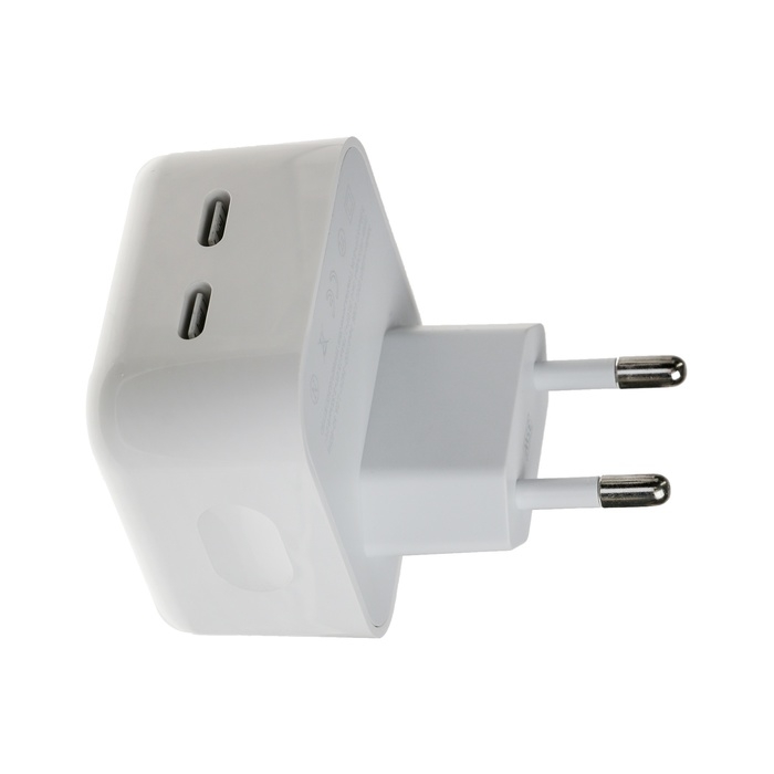 Сетевое зарядное устройство GQ-6, 2 Type-C, 3 А, 35 Вт, белое Сетевое зарядное устройство GQ-6, 2 Type-C, 3 А, 35 Вт, белое