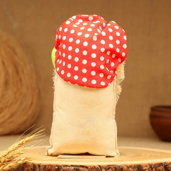 Оберег &laquo;Домовой&raquo;, с ложкой, 20 см, микс