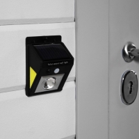 Садовый светильник на солнечной батарее, накладной, 9.5 × 12 × 5 см, COB LED, свечение белое Садовый светильник на солнечной батарее, накладной, 9.5 × 12 × 5 см, COB LED, свечение белое