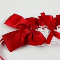 Карнавальная повязка «Лолита», цвет красный с белым кружевом Карнавальная повязка «Лолита», цвет красный с белым кружевом