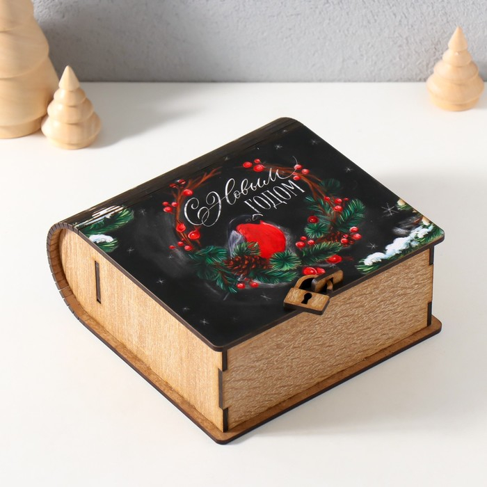 Шкатулка-книга Шкатулка-книга "Снегири" 14х14х6,5 см