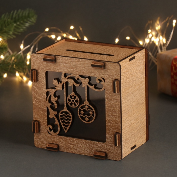 Новогодняя копилка Новогодняя копилка "Новогодние игрушки" 12х12х9 см