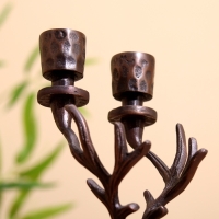 Подсвечник на 2 свечи "Олень" алюминий 11,5х9х23 см Подсвечник на 2 свечи "Олень" алюминий 11,5х9х23 см