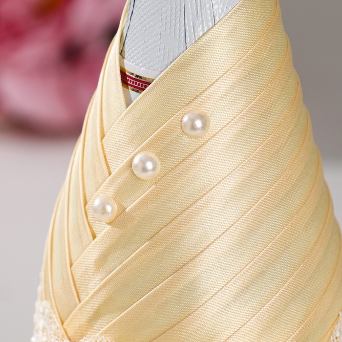 Украшение для шампанского Украшение для шампанского "Мирэль", айвори